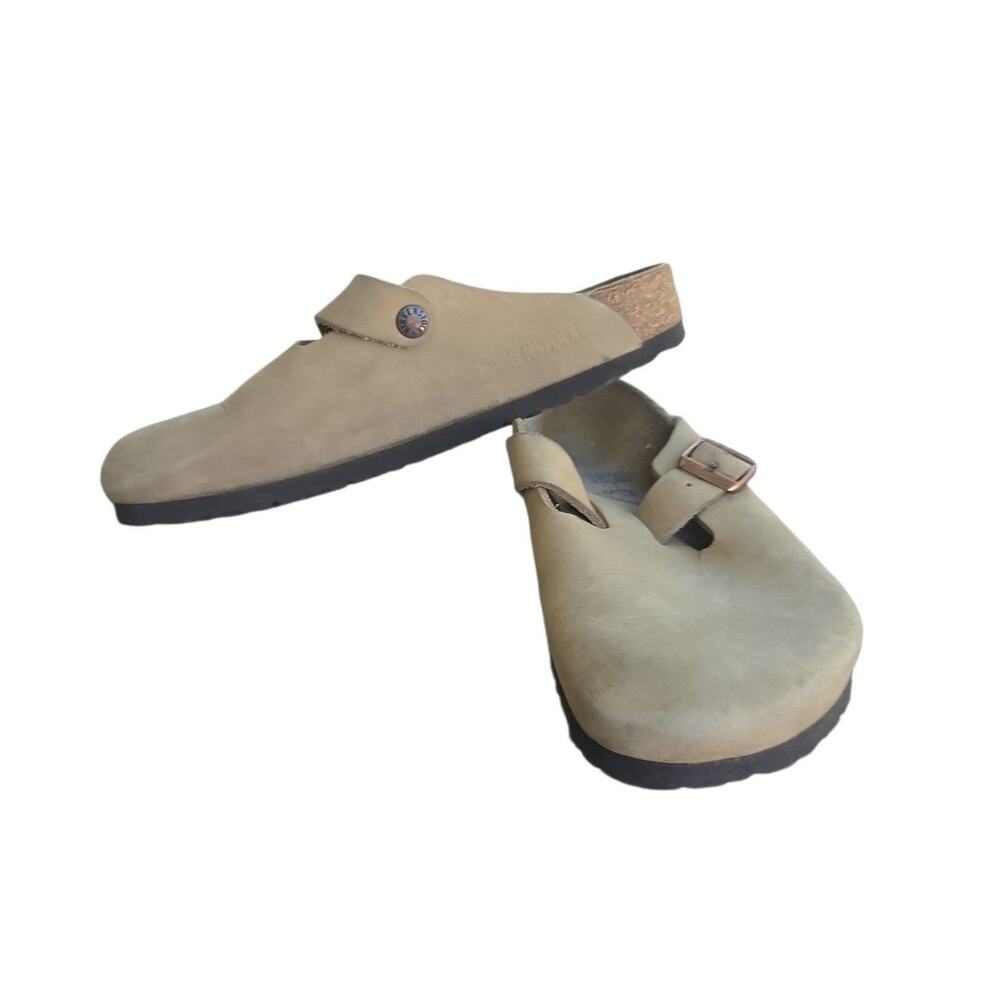 Birkenstock Sandal Clog Mules in Light Beige with Dark Soles
